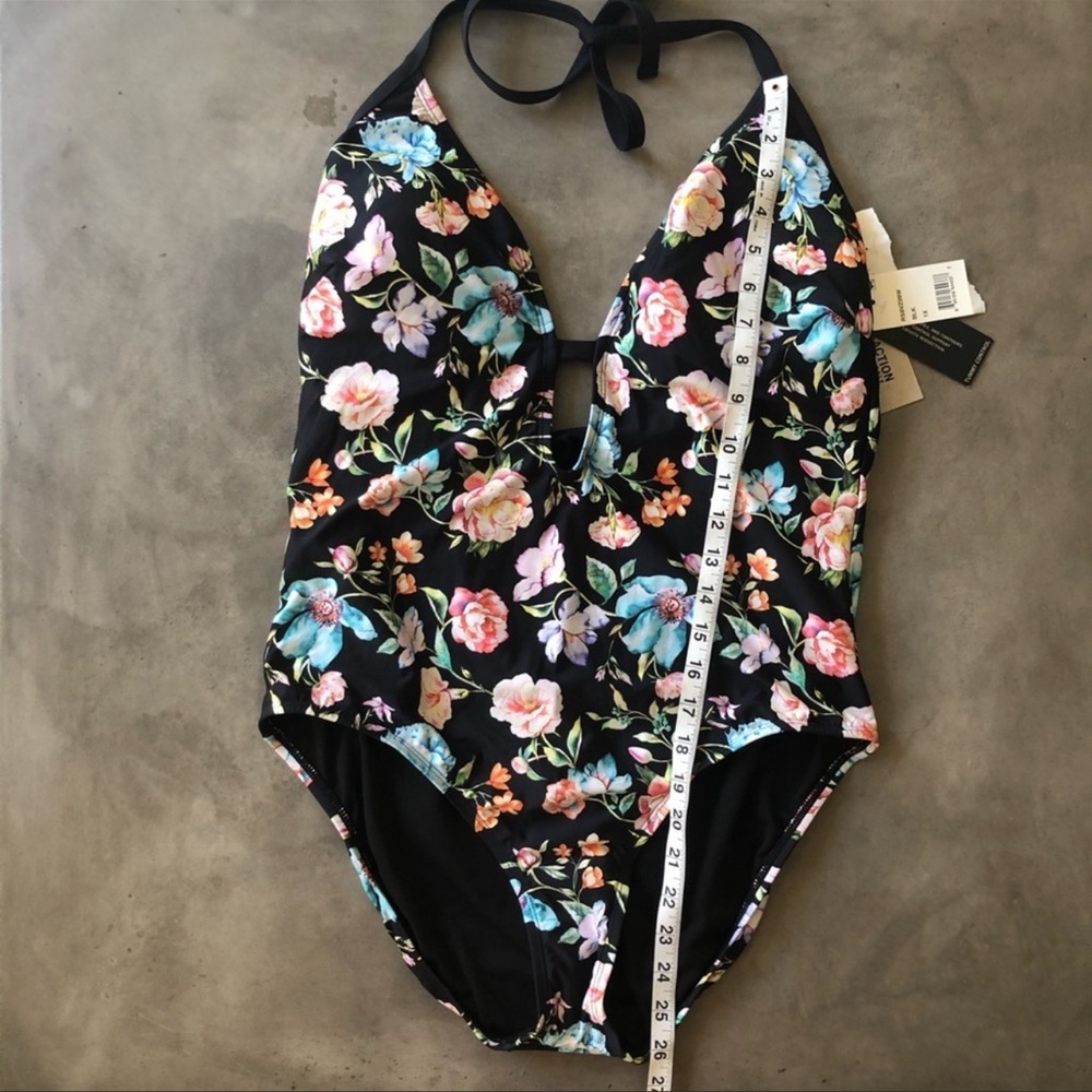 Kenneth Cole Plus Size Swimsuit Size 1X NWT - Picture 8 of 12